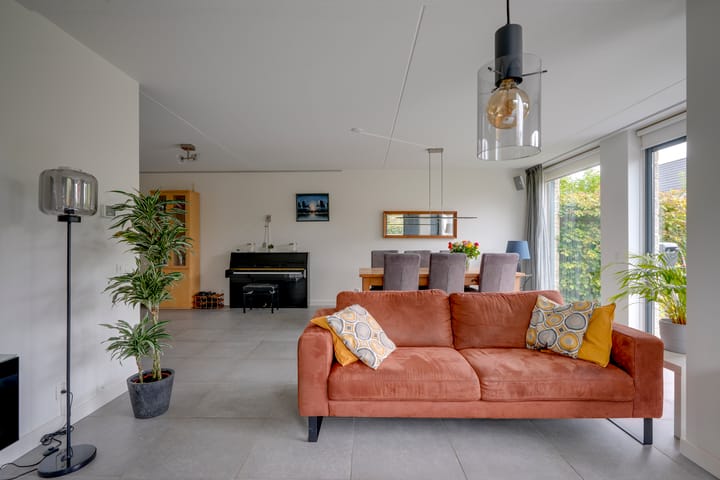 Foto 17 van Weegbreeweg 11