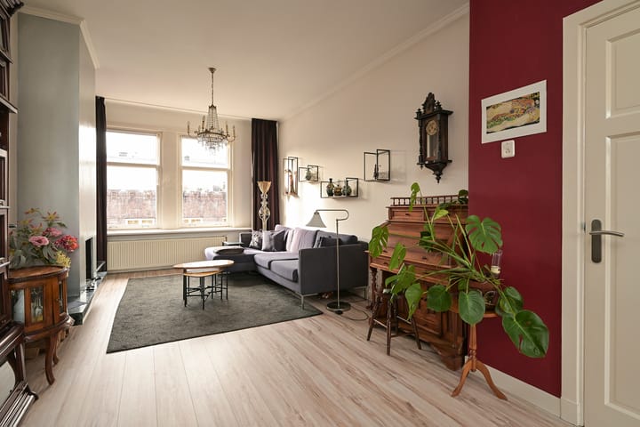 Foto 8 van Pijnboomstraat 125