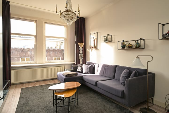 Foto 10 van Pijnboomstraat 125