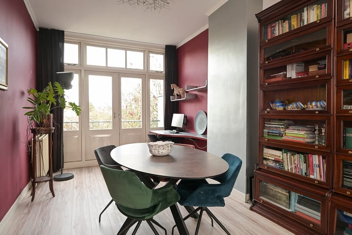 Foto 13 van Pijnboomstraat 125