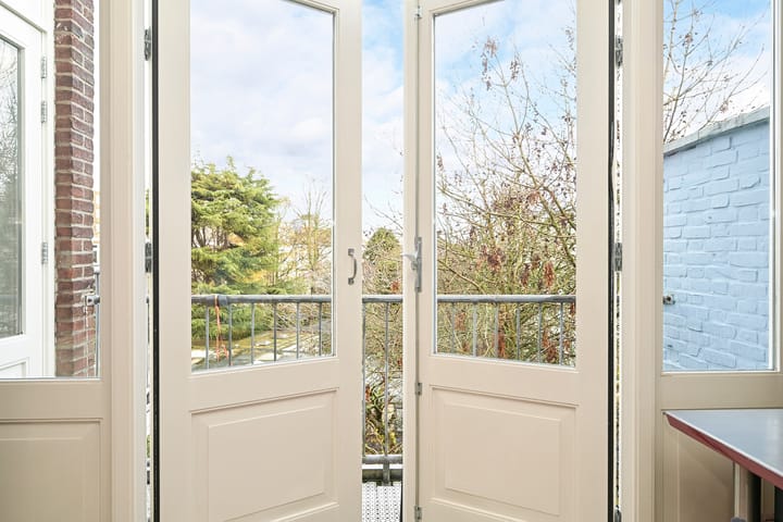 Foto 25 van Pijnboomstraat 125