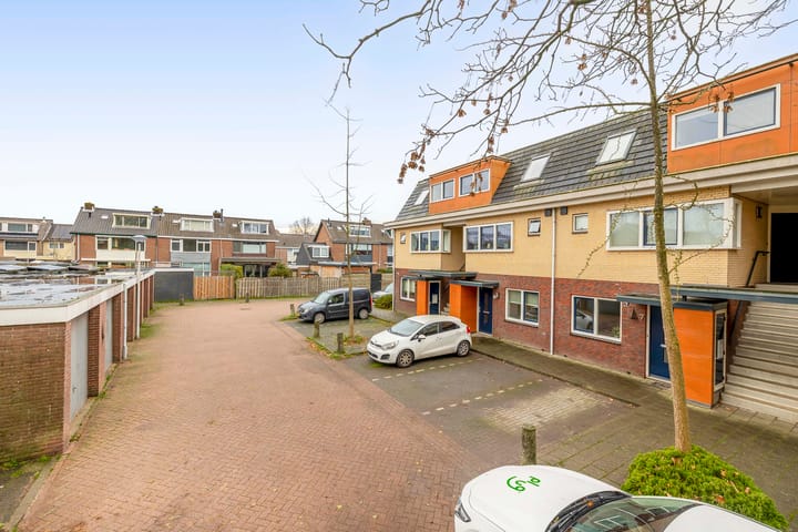 Foto 26 van Moerhageplantsoen 7