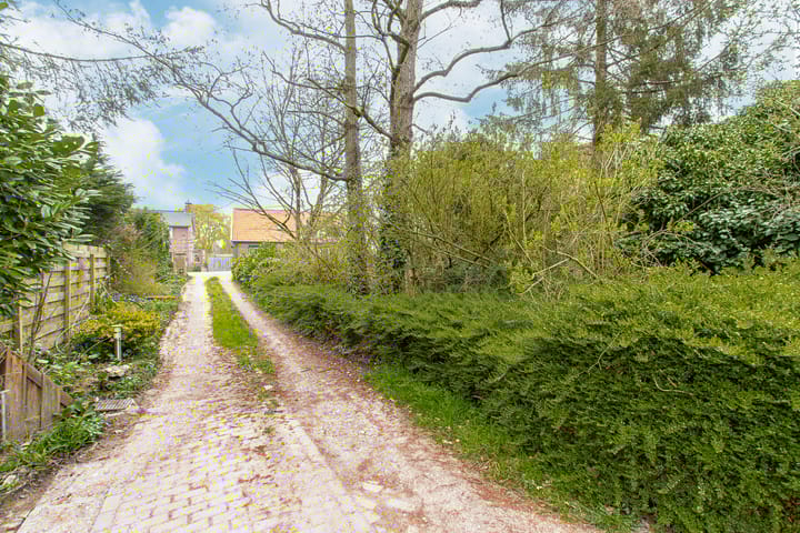 Foto 44 van Molenstraat 1