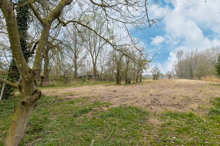 Foto 48 van Molenstraat 1