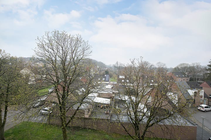 Photo 26 of Berghofstraat 43