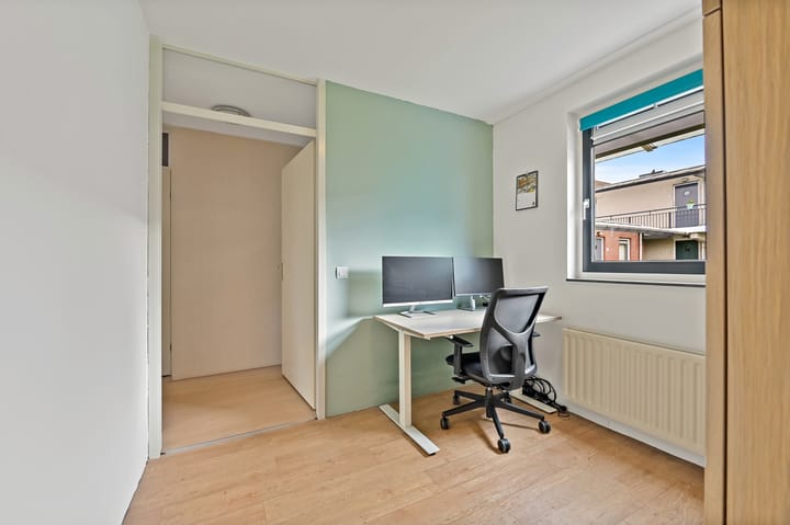 Foto 14 van Fluitekruid 48