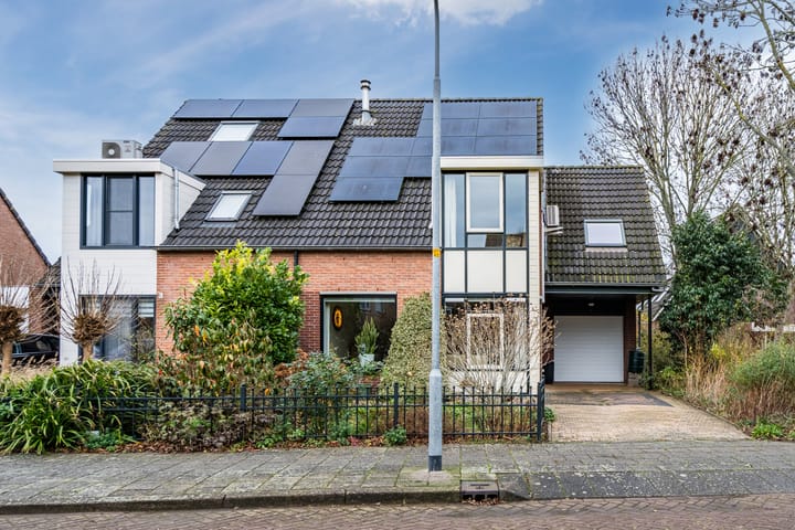 Photo 2 of Waterdrieblad 27