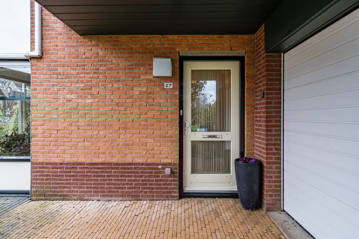 Photo 5 of Waterdrieblad 27