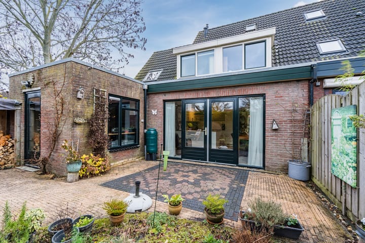 Photo 46 of Waterdrieblad 27