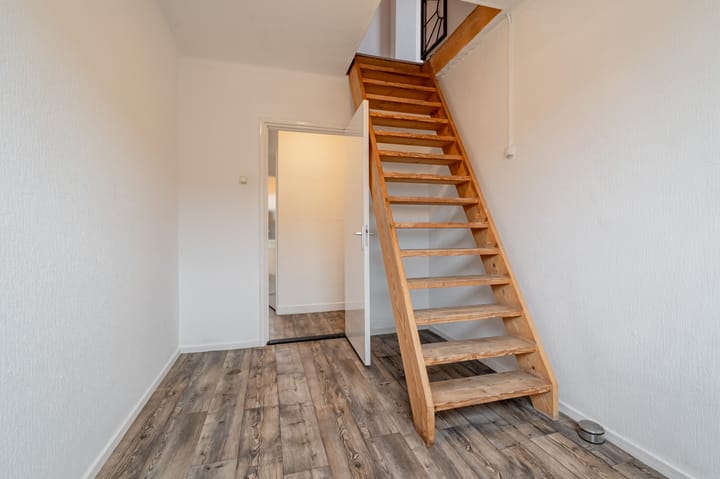 Foto 20 van Arent Krijtsstraat 33-II