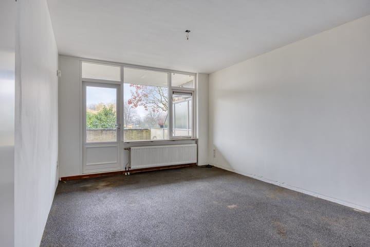 Foto 10 van Henry Moorepassage 46