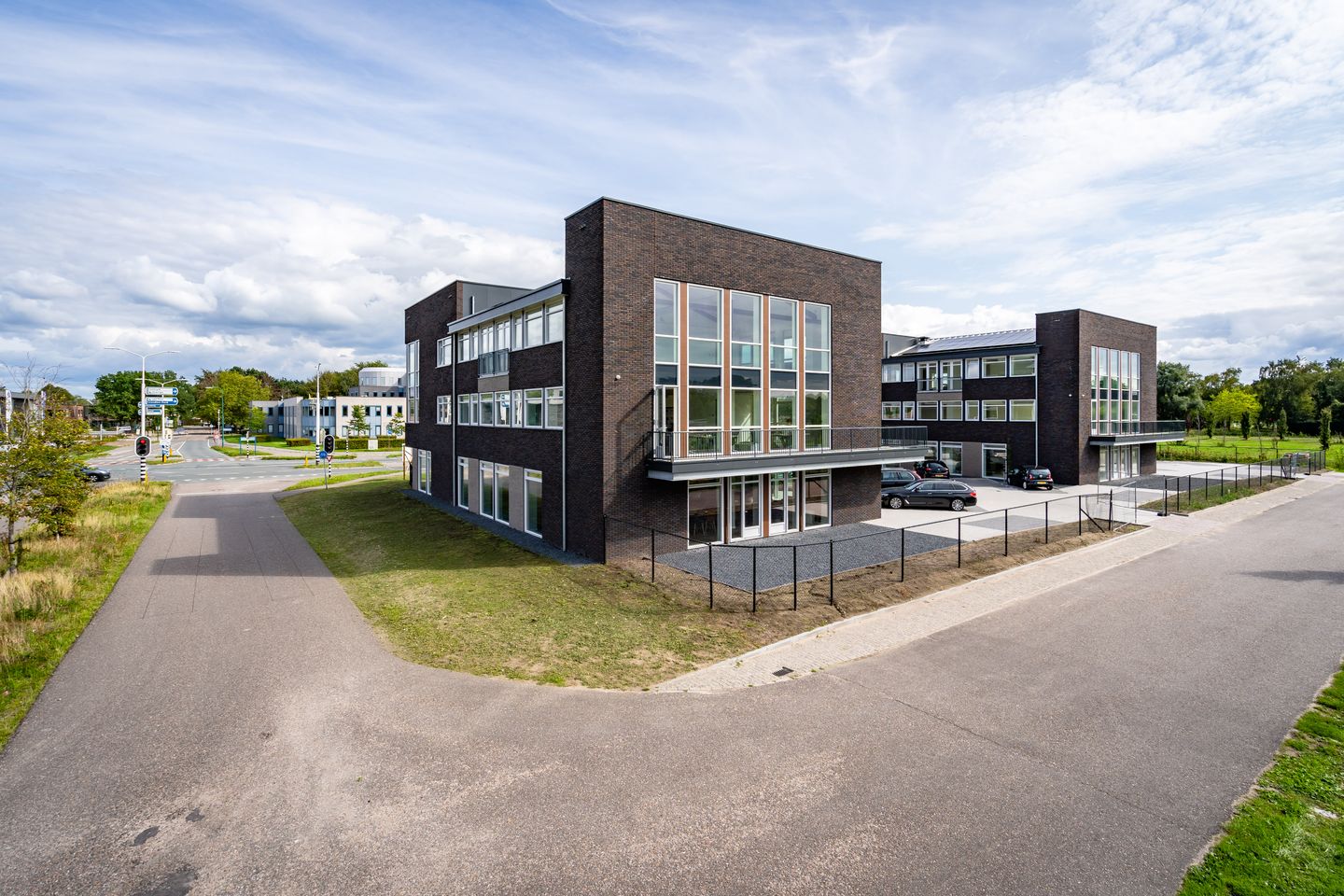 Bekijk foto 4 van Plantageweg 1-3