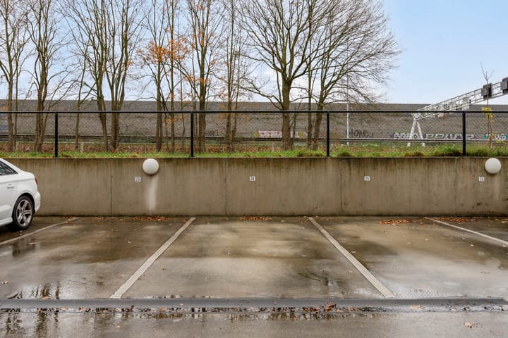 Photo 33 of Sporenring 248-08