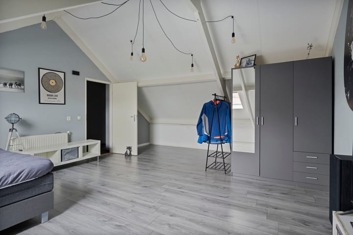 Photo 25 of Anemoon 39