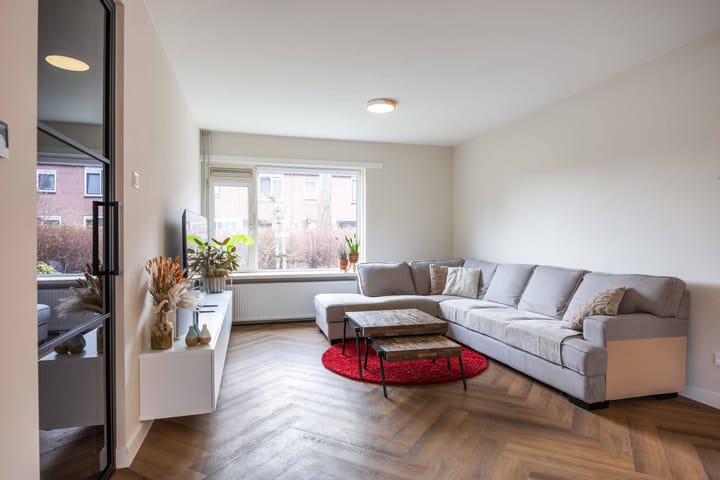 Photo 3 of Lijsterstraat 10