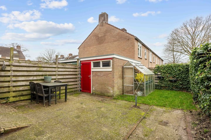 Foto 37 van Lijsterstraat 10