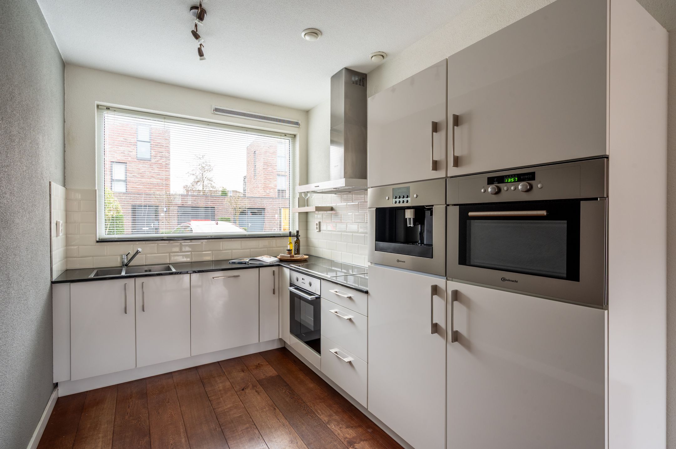 Photo 3 of Roald Amundsenstraat 92