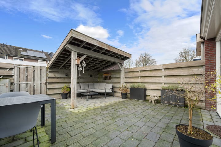 Foto 35 van Voeghoutenstraat 226