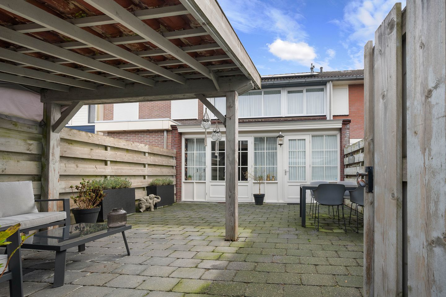 Foto 40 van Voeghoutenstraat 226