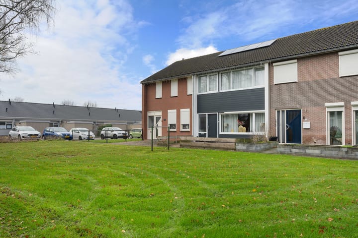 Foto 43 van Voeghoutenstraat 226