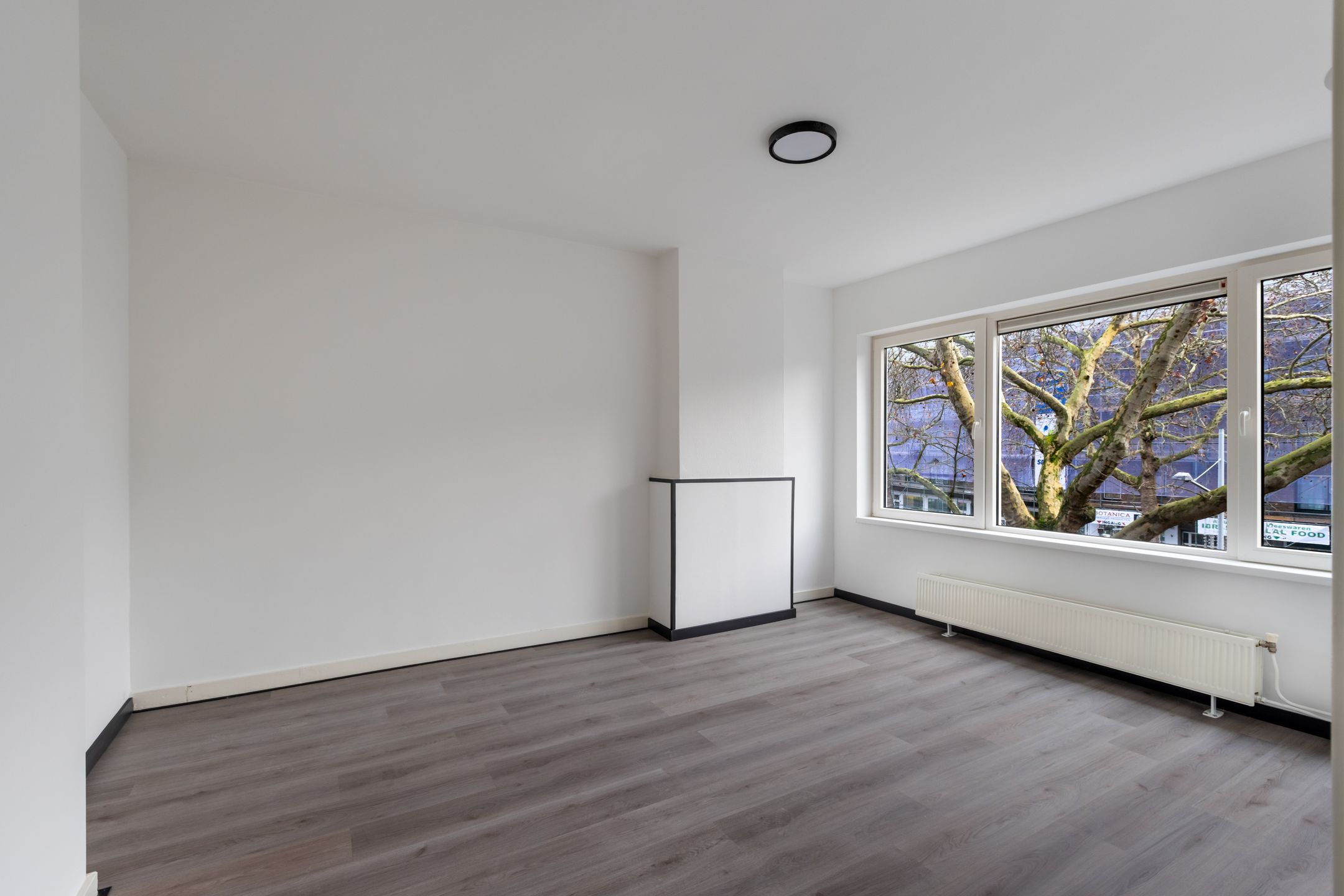 Photo 15 of Dordtselaan 47-D