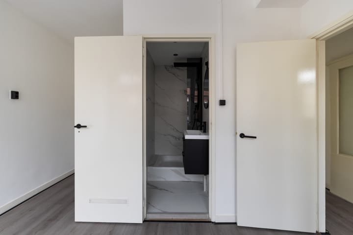 Foto 34 van Dordtselaan 47-D