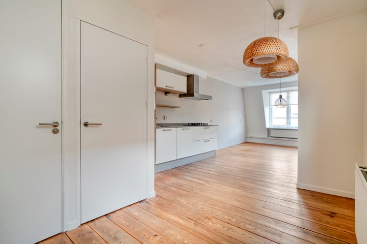 Photo 12 of Nieuwstraat 14-B