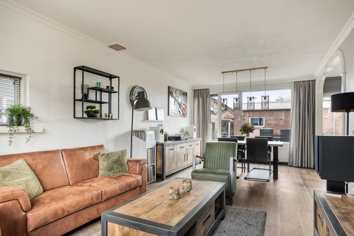 Foto 4 van Bartokstraat 14