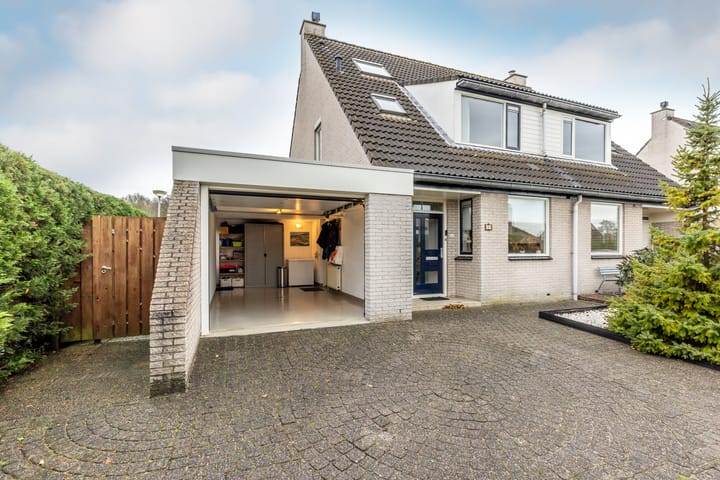 Foto 4 van Vlierbessenstraat 8