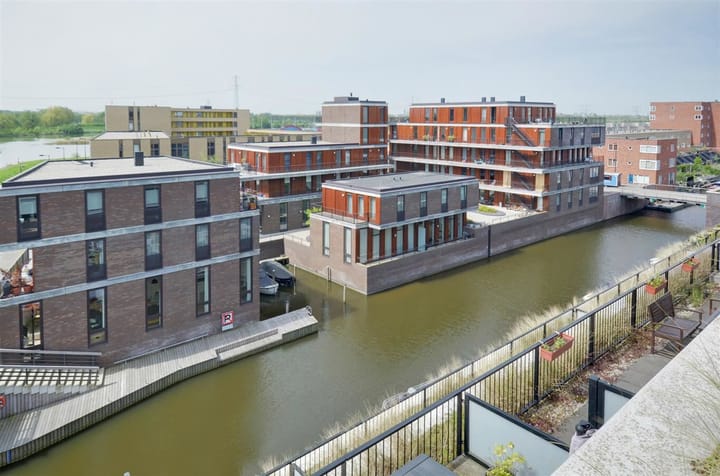 Foto 8 van Emmy Andriessestraat 522