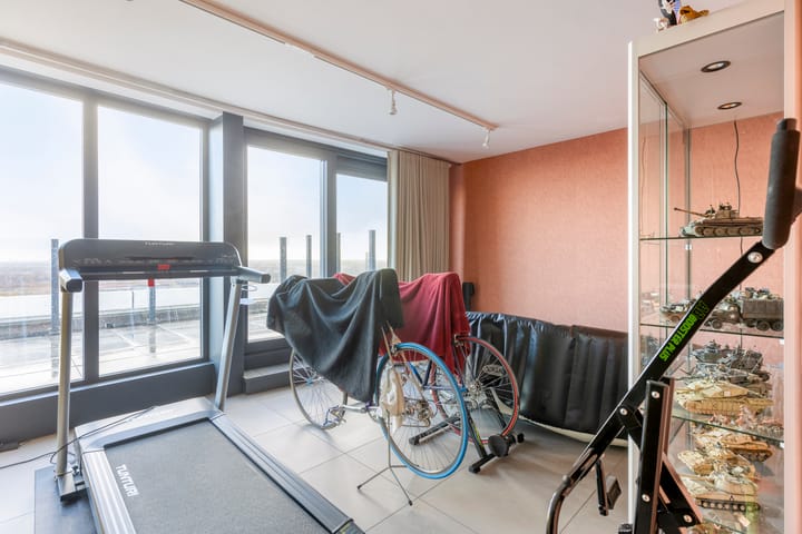 Foto 28 van Strevelsweg 1052