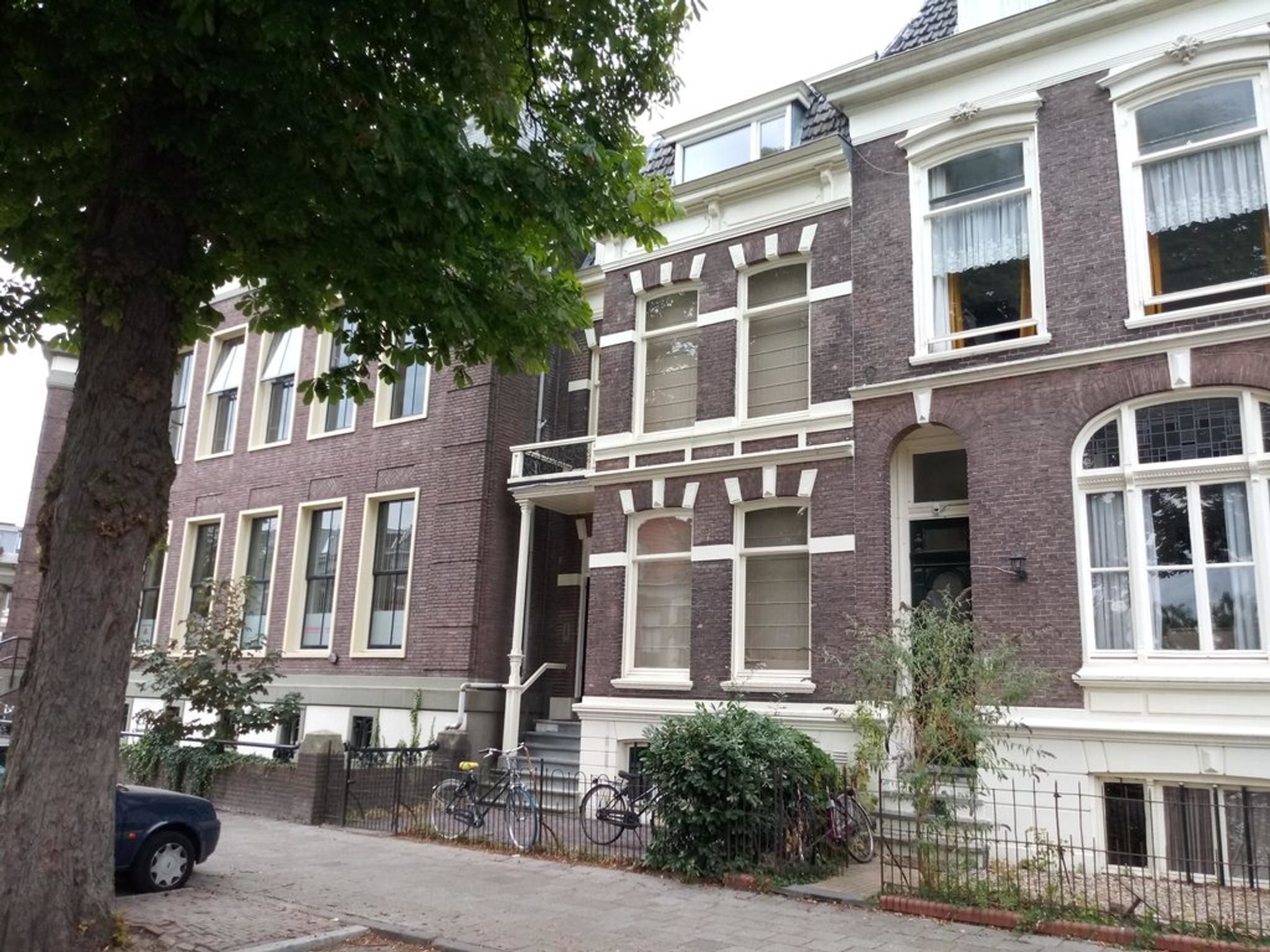 van Trieststraat 3