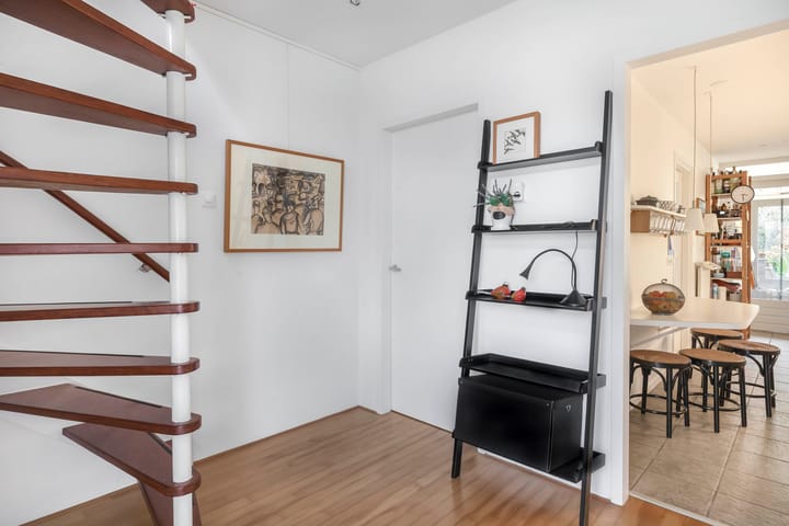 Photo 8 of Woeringenlaan 37