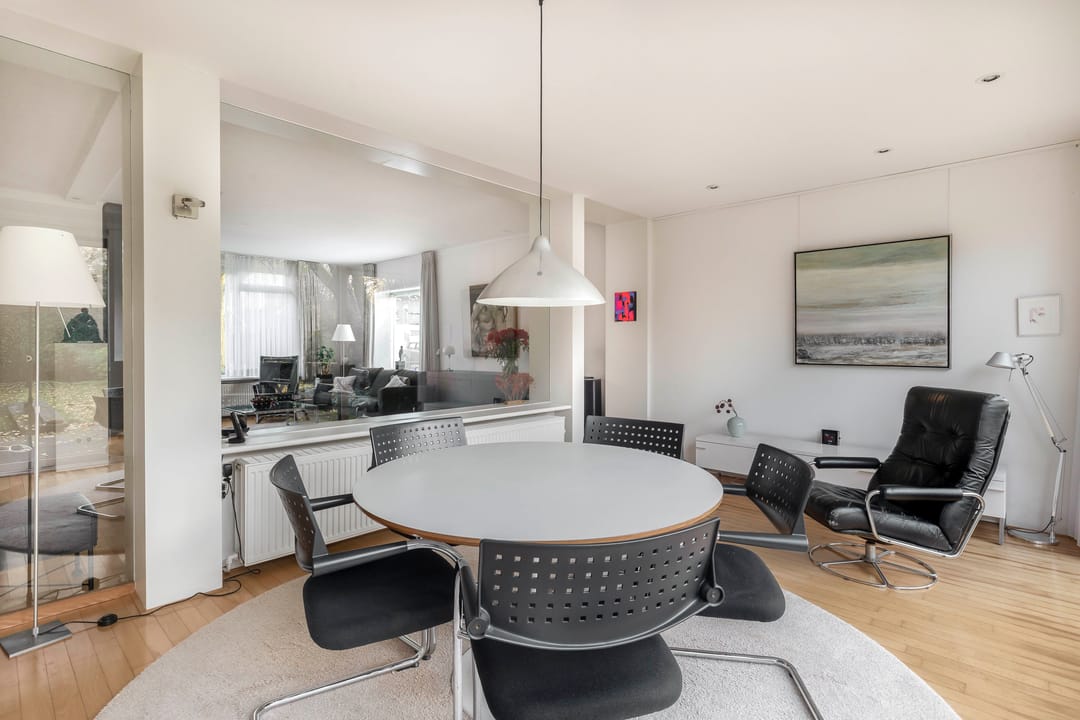 Foto 16 van Woeringenlaan 37