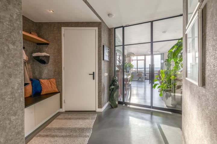 Photo 6 of Zuiderzee op Zuid 84