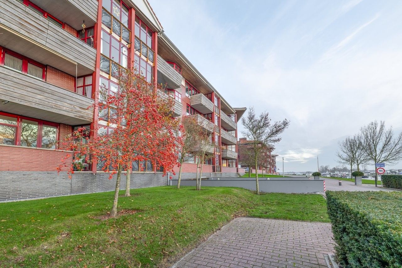 Foto 40 van Zuiderzee op Zuid 84