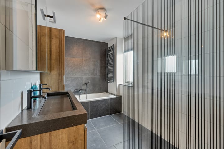 Photo 34 of Elsenwas 2