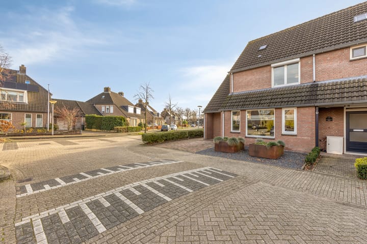 Photo 47 of Elsenwas 2