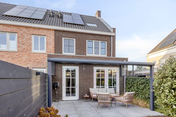 Foto 32 van Laan door de Veste 171