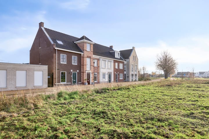 Foto 44 van Laan door de Veste 171