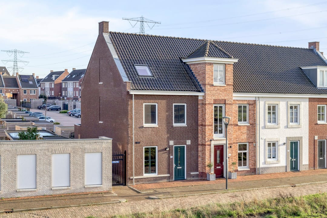 Foto 46 van Laan door de Veste 171