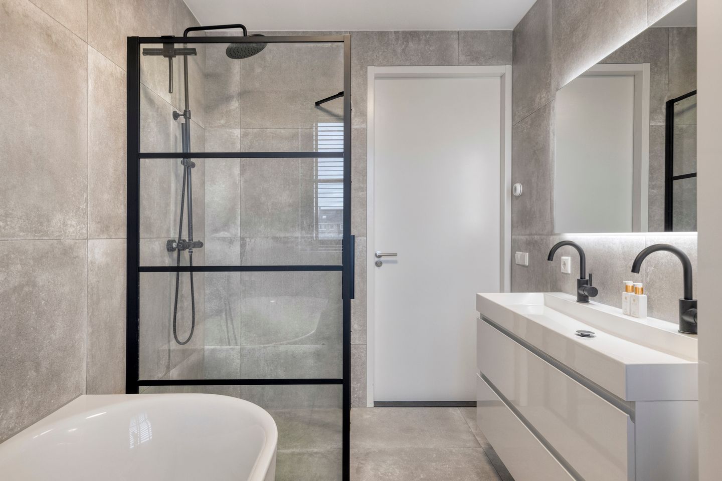 Foto 5 van Laan door de Veste 171