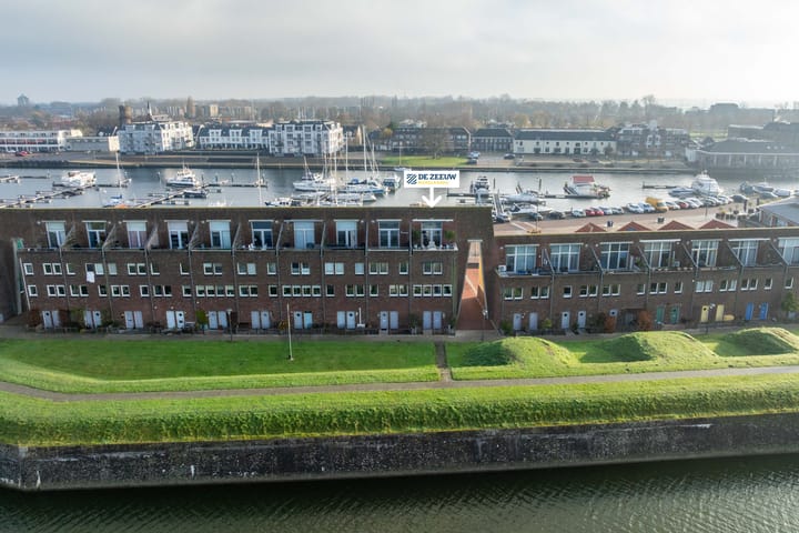 Foto 61 van Burgemeester van der Jagtkade 27