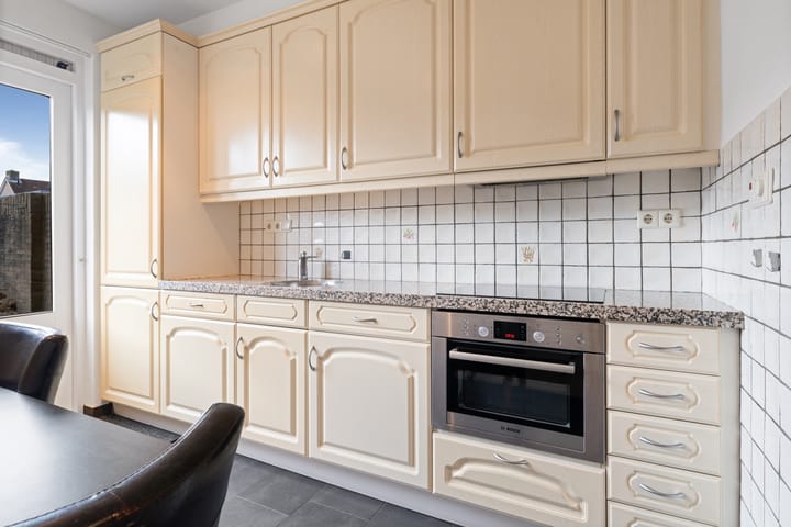 Foto 4 van Limburgstraat 2