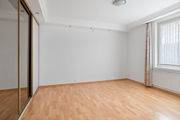 Foto 5 van Limburgstraat 2