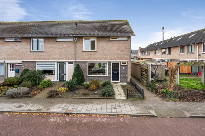 Foto 8 van Limburgstraat 2