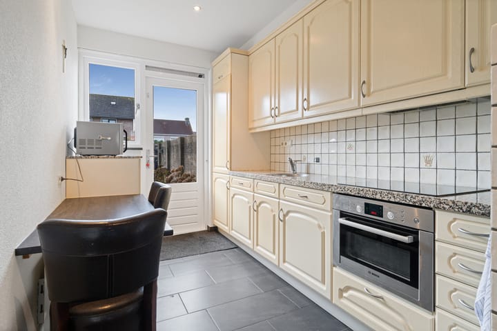 Foto 14 van Limburgstraat 2