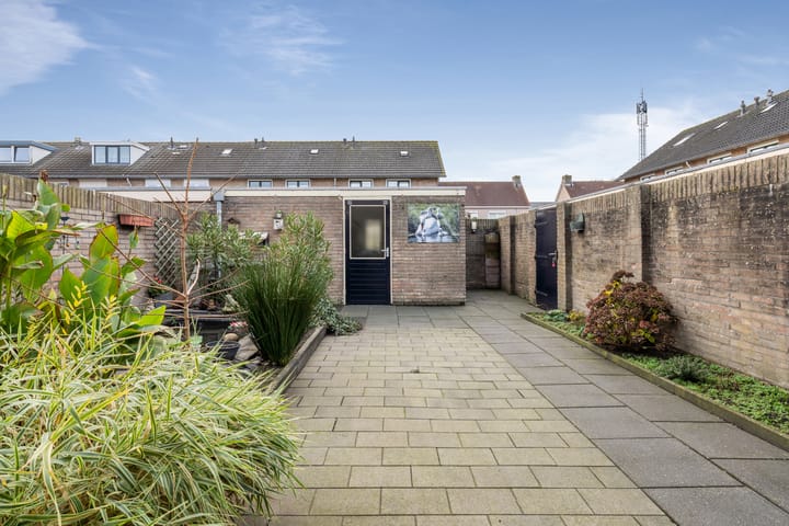 Foto 39 van Limburgstraat 2