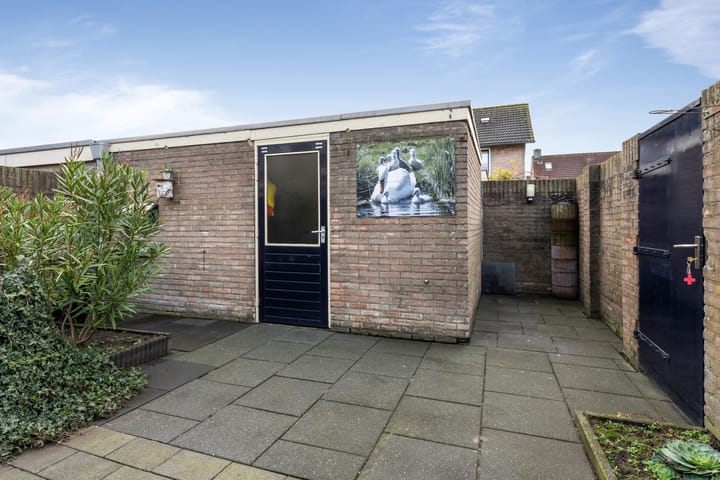 Foto 40 van Limburgstraat 2