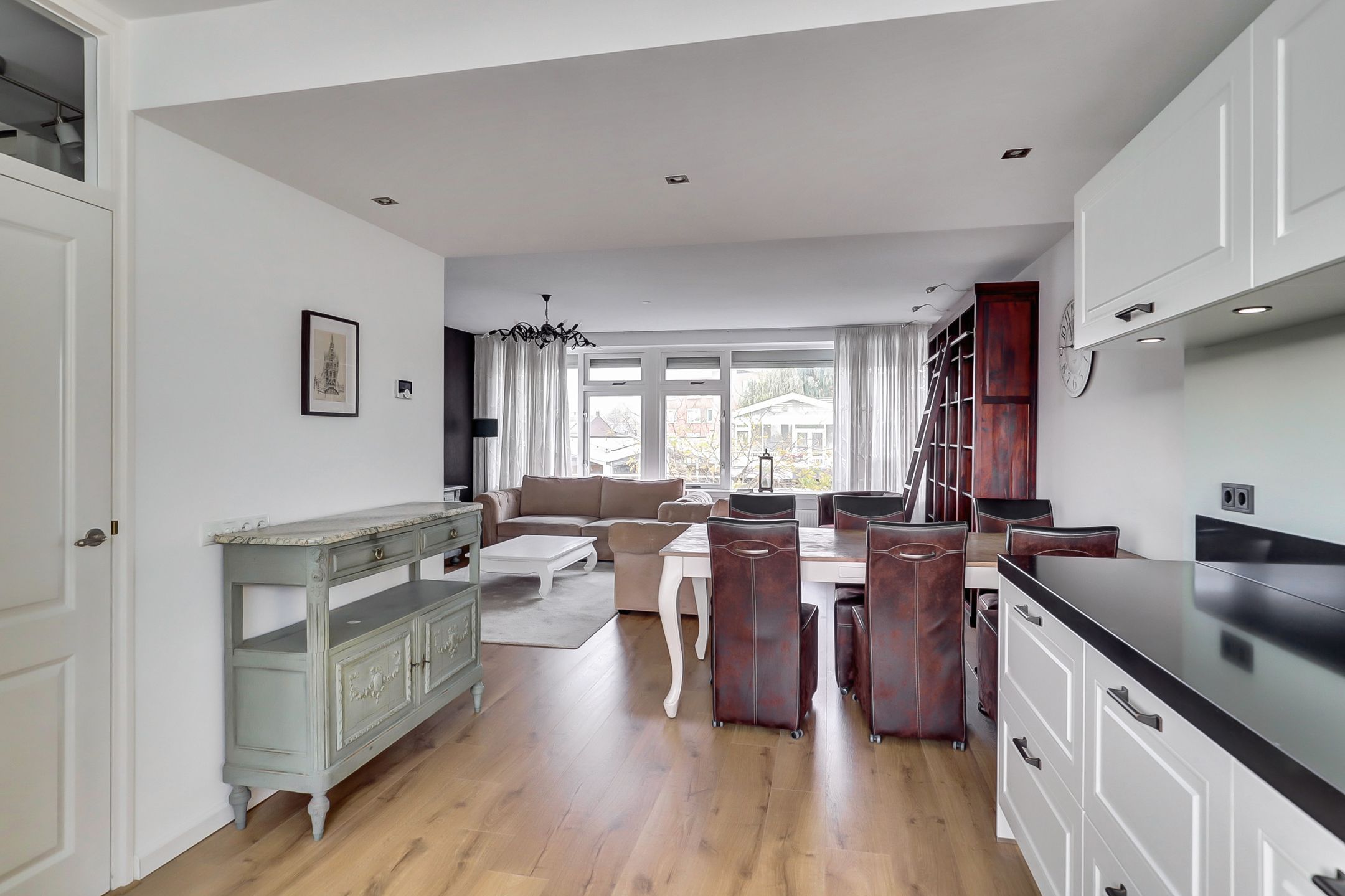 Foto 15 van Van Staverenstraat 20-A